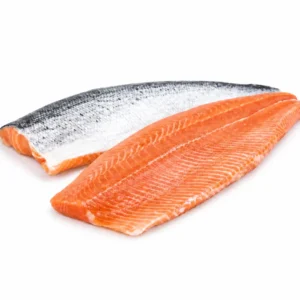 Verse Zalm zonder ijs op een witte studioachtergrond